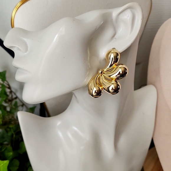 Gold Swirl Flower Post Earrings - Picture 9 of 11